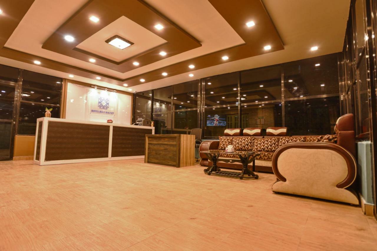 Hotel Blue Magnet Pokhara Esterno foto