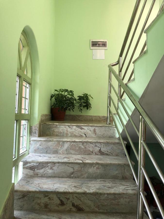 Hotel Blue Magnet Pokhara Esterno foto